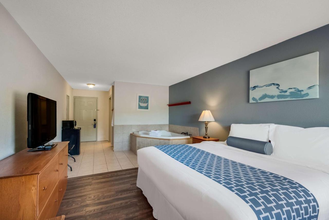 Surestay Plus Hotel By Best Western Berkeley Springs Kültér fotó